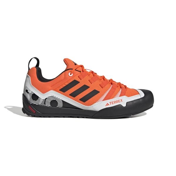 Buty trekkingowe adidas Terrex Swift Solo 2.0. Brązowe trekkingi damskie Adidas. W wyprzedaży za 472.45 zł.