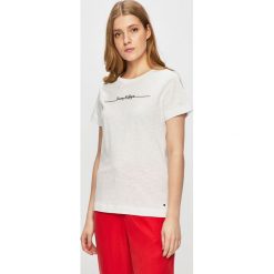 Tommy Hilfiger - Top. Białe topy damskie marki Tommy Hilfiger, bez wzorów, z bawełny, bez kołnierzyka, bez ramiączek. Za 139.90 zł.