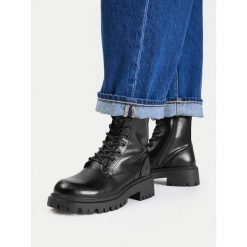 Trapery JENNY. Czarne śniegowce i trapery damskie Jenny. Za 179.99 zł.
