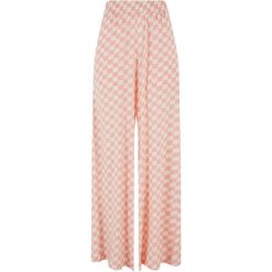 Damskie spodnie z wiskozy Urban Classics. Czerwone spodnie sportowe damskie Urban Classics, bez wzorów, z wiskozy. Za 160.50 zł.