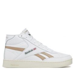 Sneakersy Reebok. Białe trampki i tenisówki chłopięce Reebok, bez wzorów, bez zapięcia. Za 99.99 zł.