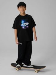 4F T-shirt loose z nadrukiem chłopięcy - czarny 146/152 (10-12 lat). Czarne t-shirty dla chłopców 4f, bez wzorów, z bawełny, bez ramiączek. Za 49.99 zł.