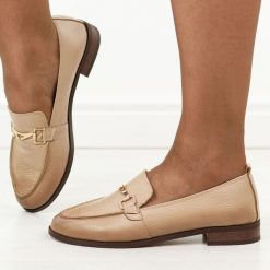 Cappccino groch skórzane Polskie mokasyny damskie Deoni D677. Żółte mokasyny damskie Deoni, z jeansu, eleganckie. Za 439.00 zł.