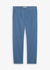 Spodnie z bawełnianego diagonalu z zakładkami poniżej talii, regular fit, prosta nogawka. Niebieskie eleganckie spodnie męskie bonprix, m, bez wzorów, z bawełny. Za 142.99 zł.