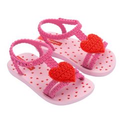 Sandały dziecięce Ipanema My First Baby. Czerwone sandały dziewczęce Ipanema, z materiału, bez zapięcia. Za 62.99 zł.
