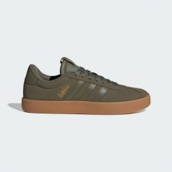 Buty VL Court 3.0. Brązowe obuwie sportowe damskie Adidas, bez wzorów, ze skóry, trekkingowe. Za 252.00 zł.