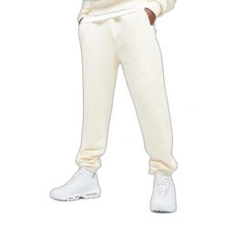 Spodnie do biegania Urban Classics Ultra Heavy. Białe krótkie spodenki sportowe męskie Urban Classics, m, bez wzorów, do biegania. Za 261.50 zł.