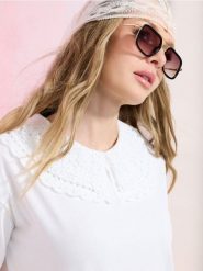 Bluzka z szydełkowym kołnierzykiem - kremowy. Białe bluzki damskie Sinsay, l, bez wzorów, bez kołnierzyka, bez ramiączek. Za 35.99 zł.