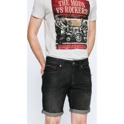Tommy Jeans - Szorty. Szare szorty męskie Tommy Jeans, z bawełny, casualowe. W wyprzedaży za 249.90 zł.