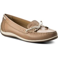 Mokasyny GEOX - D Yuki A D6455A 00043 C6738 Lt Taupe. Mokasyny damskie marki Nessi. W wyprzedaży za 259.00 zł.