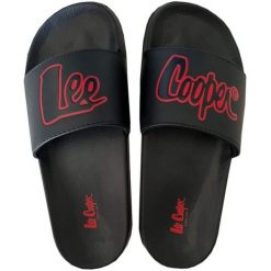 Klapki Lee Cooper LCW-24-42-2483LA czarne. Czarne klapki damskie bez wzorów, z syntetyku, sportowe, bez obcasa. Za 128.57 zł.