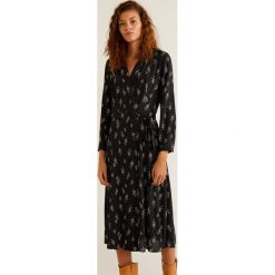 Mango - Sukienka Vegas. Białe sukienki damskie Mango, l, bez wzorów, z materiału, casualowe, bez kołnierzyka, bez ramiączek. W wyprzedaży za 69.90 zł.
