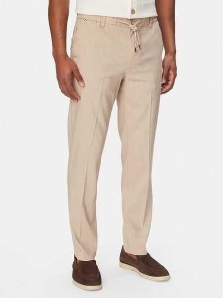 BOSS Spodnie materiałowe Kane1 50557859 Beżowy Regular Fit. Brązowe spodnie materiałowe męskie Boss, m, bez wzorów, z materiału. Za 679.99 zł.