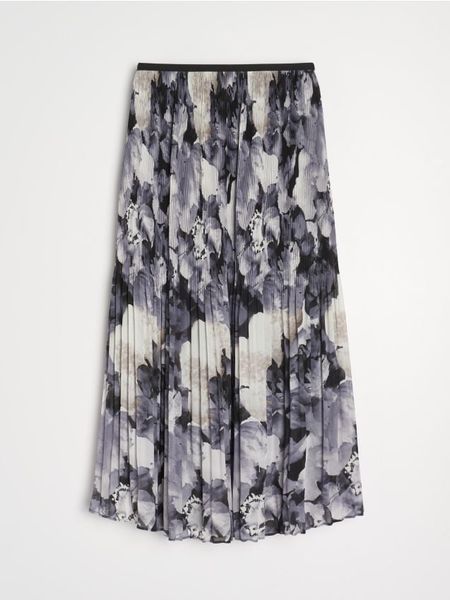 Plisowana spódnica midi ze wzorem - wielobarwny. Spódnice damskie Sinsay, l, bez wzorów, midi. Za 59.99 zł.