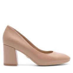 Czółenka GINO ROSSI. Brązowe czółenka damskie Gino Rossi, bez wzorów, bez obcasa, bez zapięcia. Za 239.99 zł.