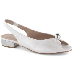 Sandały damskie na niskim obcasie srebrne T.Sokolski 136. Szare sandały damskie T.Sokolski, bez wzorów, ze skóry ekologicznej, bez obcasa, bez zapięcia. Za 149.99 zł.