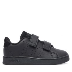 Sneakersy adidas. Czarne trampki i tenisówki chłopięce Adidas, bez wzorów, bez zapięcia. Za 149.99 zł.