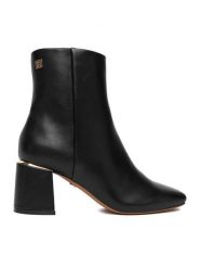 Nine West Botki CEO-LATIFA-01 Czarny. Czarne botki damskie Nine West, z materiału, bez obcasa, na słupku, bez zapięcia. Za 279.99 zł.