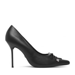 Szpilki Juicy Couture. Czarne szpilki damskie Juicy Couture, bez wzorów, bez obcasa, bez zapięcia. Za 229.99 zł.