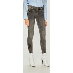 Liu Jo - Jeansy Divine. Jeansy damskie marki Liu Jo. W wyprzedaży za 449.90 zł.