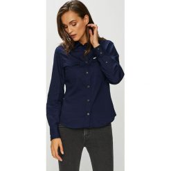 Lee - Koszula. Czarne koszule damskie Lee, z bawełny, casualowe, z klasycznym kołnierzykiem, z długim rękawem. Za 259.90 zł.