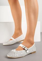 Białe Balerinki Typu Mary Jane z Cyrkoniami i Kokardą Luriellea. Białe baleriny damskie Born2be, z aplikacjami, z jeansu, eleganckie, bez obcasa, na obcasie. Za 89.99 zł.