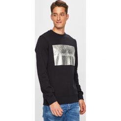 Calvin Klein Jeans - Bluza. Czarne bluzy męskie Calvin Klein Jeans, m, bez wzorów, z bawełny, bez kaptura. W wyprzedaży za 299.90 zł.