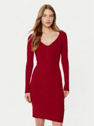 Guess Sukienka dzianinowa W5RK07 Z2YJ2 Czerwony Regular Fit. Czerwone sukienki damskie Guess, m, z aplikacjami, z dzianiny, bez kołnierzyka, bez ramiączek. Za 339.99 zł.