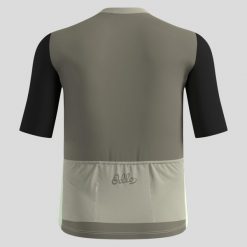 Koszulka kolarska Odlo Essential Heritage Print T-Shirt S/U Collar S/S Full Zip. Białe buty sportowe męskie Odlo, s, bez wzorów, sportowe, bez kołnierzyka. Za 287.99 zł.