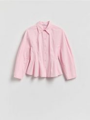 Koszula z baskinką - pastelowy róż. Czerwone koszule damskie Reserved, l, bez wzorów, z bawełny, bez kołnierzyka, bez ramiączek. Za 159.99 zł.