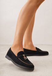 Czarne Mokasyny z Imitacji Zamszu z Zawieszką na Nosku Theophitos. Czarne mokasyny damskie Renee, eleganckie. Za 99.99 zł.
