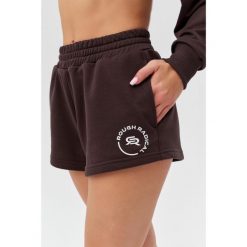 Damskie spodenki dresowe Rough Radical Cotton Active Shorts Women. Brązowe obuwie sportowe damskie ROUGH RADICAL, bez wzorów, z dresówki, na fitness i siłownię. Za 129.90 zł.