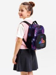 Disney Classics Plecak CWBEO-ACCCS-AW26-200DCLS Czarny. Czarne torby i plecaki dziecięce Disney Classics, z materiału. Za 129.99 zł.