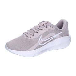 Buty do biegania damskie Nike Downshifter 13. Fioletowe obuwie sportowe damskie Nike, bez wzorów, do biegania, nike downshifter. Za 271.99 zł.