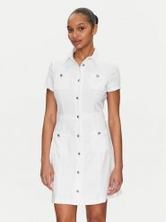 Guess Sukienka koszulowa W5GK70 KCBO2 Biały Regular Fit. Białe sukienki damskie Guess, s, z aplikacjami, z syntetyku, bez kołnierzyka, bez ramiączek, koszulowe. Za 349.99 zł.