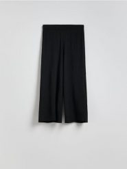Spodnie culotte - czarny. Czarne spodnie materiałowe damskie Reserved, l, bez wzorów, z dzianiny. Za 69.99 zł.