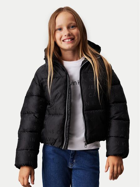 Calvin Klein Jeans Kurtka zimowa Logo Aop IG0IG02730 Czarny Regular Fit. Czarne buty zimowe dziewczęce Calvin Klein Jeans, bez wzorów, z jeansu, bez zapięcia. Za 399.99 zł.