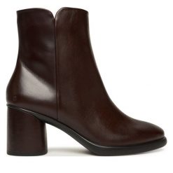 Botki ECCO. Czarne botki damskie ecco, bez obcasa, na słupku, bez zapięcia. Za 679.99 zł.