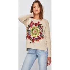 Desigual - Sweter. Swetry damskie marki Desigual. W wyprzedaży za 279.90 zł.