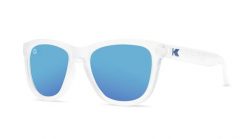 Dziecięce okulary przeciwsłoneczne - kategoria 3 z polaryzacją - Blueberry. Białe okulary przeciwsłoneczne dla dzieci KNOCKAROUND. Za 130.90 zł.