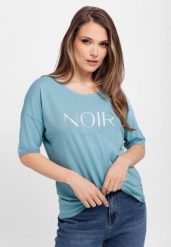 Koszulka oversize z napisem T-ICON. Niebieskie t-shirty damskie Volcano, m, bez wzorów, z bawełny, glamour, bez kołnierzyka. Za 69.99 zł.