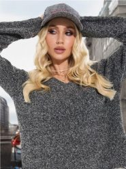 Sweter oversize - szary. Szare swetry damskie Sinsay, l, bez wzorów, bez kołnierzyka, bez ramiączek, bez kaptura. Za 59.99 zł.