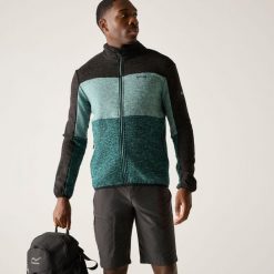 Męska bluza polarowa Elram Color Blocked z zamkiem błyskawicznym. Niebieskie bluzy męskie Regatta, m, bez wzorów, z dzianiny, bez kaptura. W wyprzedaży za 229.99 zł.