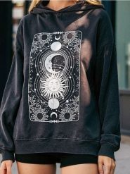 Bluza z kapturem z efektem sprania - szary. Szare bluzy damskie Sinsay, l, bez wzorów, z kapturem. Za 49.99 zł.