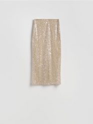 Cekinowa spódnica midi - kremowy. Białe spódnice damskie Reserved, l, bez wzorów, z dzianiny, midi, dopasowane. Za 119.99 zł.