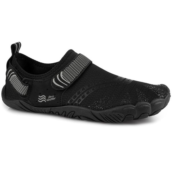 Męskie buty do pływania na plażę czarne PROWATER. Czarne buty sportowe męskie ProWater, bez wzorów. Za 69.00 zł.
