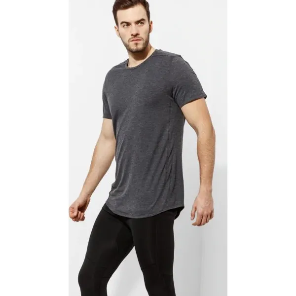 Adidas Koszulka Ss Sn Ss Pure Tee , szary, rozmiar L. Szare koszulki sportowe męskie Adidas, l, bez wzorów, z materiału, bez kołnierzyka, bez ramiączek, do biegania, climacool (adidas). W wyprzedaży za 129.99 zł.