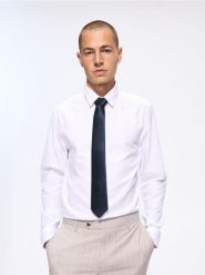 Koszula slim z bawełny merceryzowanej - biały. Białe koszule męskie Reserved, l, bez wzorów, z bawełny, bez kołnierzyka, bez ramiączek. Za 129.99 zł.