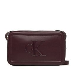 Torebka Calvin Klein. Czerwone torebki do ręki damskie Calvin Klein, bez wzorów, bez dodatków. Za 299.99 zł.