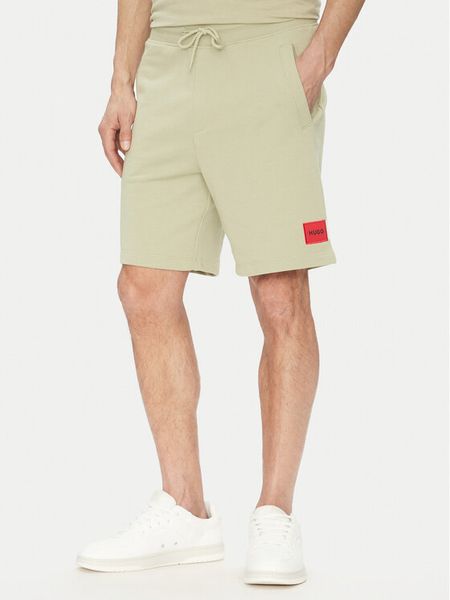 HUGO Szorty sportowe Diz222 50466196 Zielony Regular Fit. Zielone krótkie spodenki sportowe męskie Hugo, m, bez wzorów, z bawełny. Za 239.99 zł.